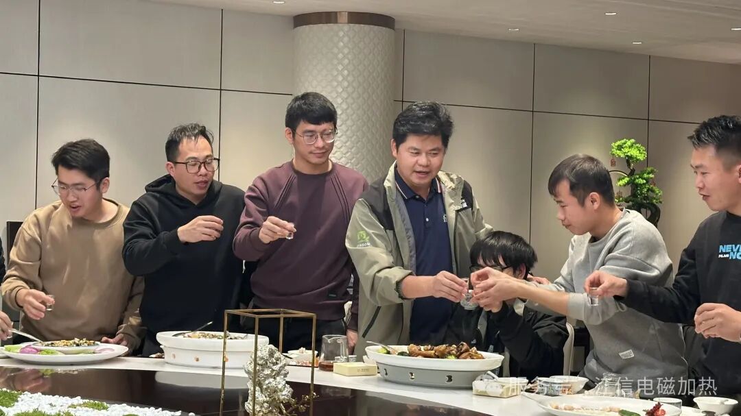 69800646745af.jpg 2.jpg